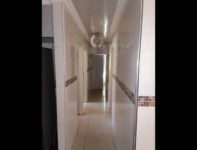 3 BEDROOM HOUSE FOR SALE IN OLIEVENHOUTBOSCH